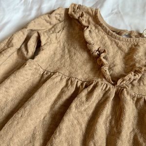 Quincy Mae dress with key hole back